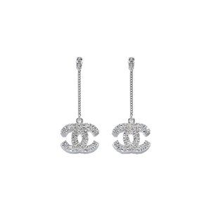 SOLD!!! NWT Authentic CHANEL RUNWAY CC Earrings